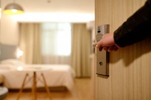 Hotelarze obniżają ceny w nadmorskich kurortach