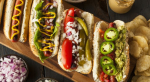 Orlen sprzedał 50 tysięcy roślinnych hot dogów we wrześniu