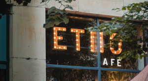 Etno Cafe wycofuje plastikowe słomki