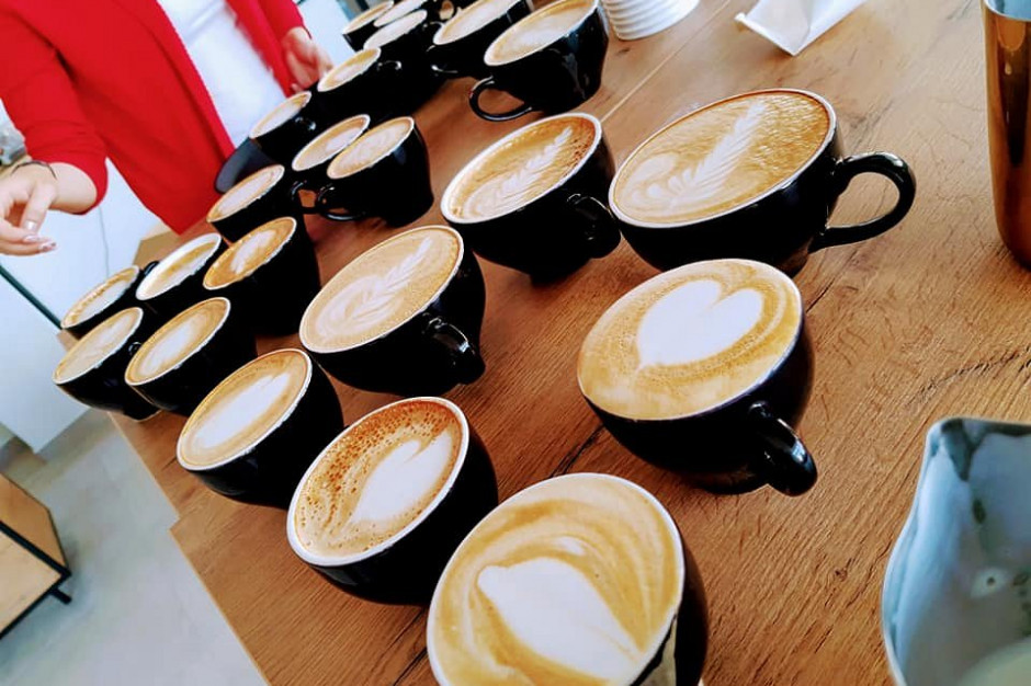 Kawiarnia the White Bear Coffee oficjalnie otwarta. W planach budowa sieci