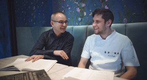 Marcin Przybysz, szef kuchni Epoki, sięga w fine dining'owym menu do głębokiej przeszłości