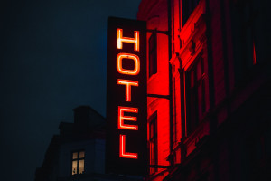 W ciągu sześciu miesięcy branża hotelowa potrzebuje od 4,3 do 4,5 mld zł żeby przetrwać