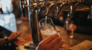 Cena i smak najważniejszymi czynnikami przy wyborze piwa w lokalu