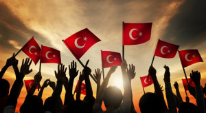 W Turcji nowe obostrzenia ograniczające godziny pracy restauracji i kawiarni