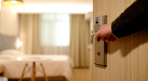 Północna Izba Gospodarcza i Polska Izba Hotelarzy: hotele powinny być otwarte natychmiast