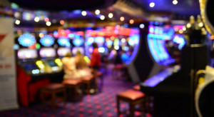 Rząd planuje zakazać serwowania posiłków w kasynach