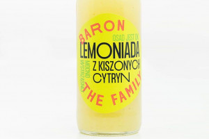 Baron the Family wchodzi do Żabki z lemoniadą z kiszonych cytryn