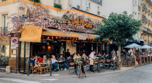 Restauratorzy z Francji nie chcą przepustek sanitarnych