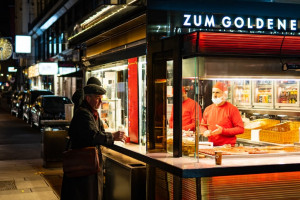 Austria ogranicza działalność gastronomii. Restauracje czynne do godz. 22