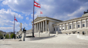 Austria znosi obostrzenia dla niezaszczepionych. Obowiązek szczepień