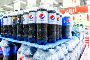 Duże koncerny jak Pepsi czy Lidl zawieszają działalność w Rosji. Czy Polska na tym zyska?