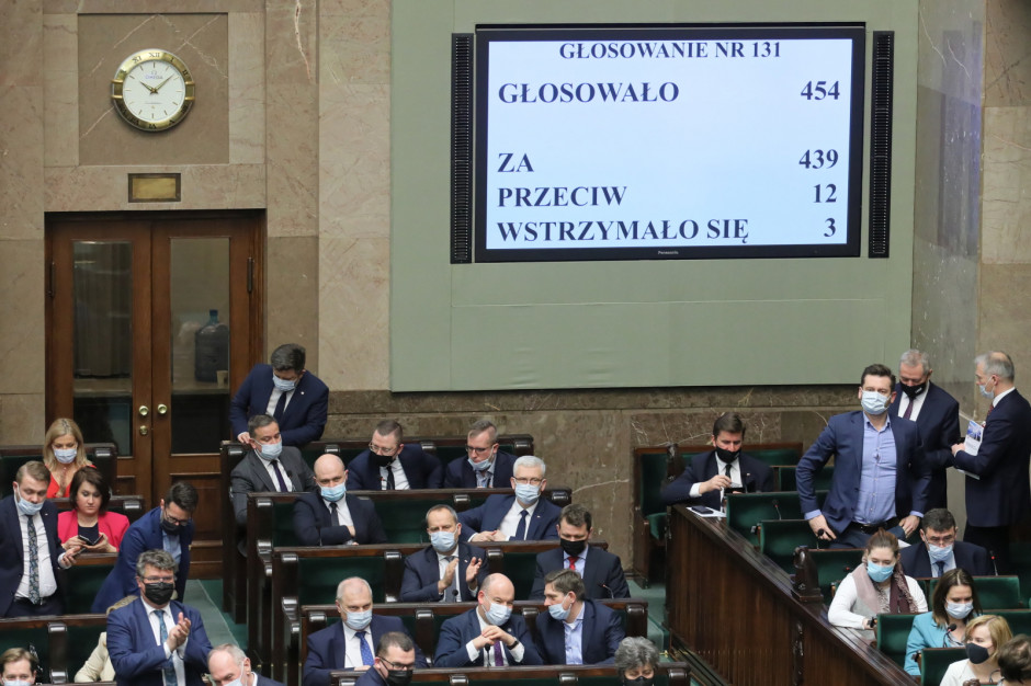 Ustawa o pomocy obywatelom Ukrainy uchwalona przez Sejm. Co zawiera?