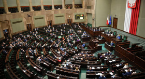 Sejm przyjął kilkanaście poprawek do ustawy o pomocy obywatelom Ukrainy