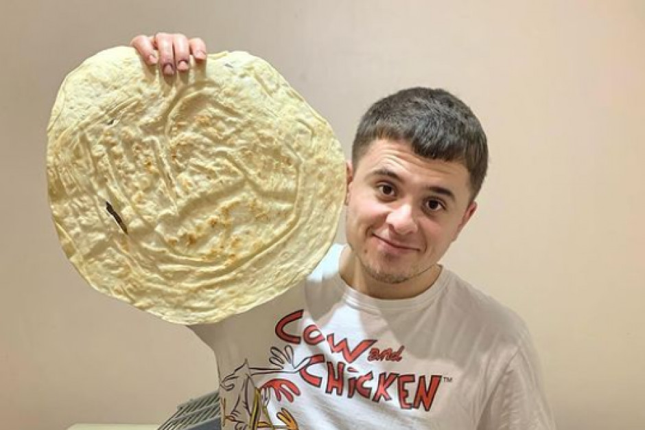 Ukraiński MasterChef piecze chleb dla mieszkańców okupowanego Chersonia