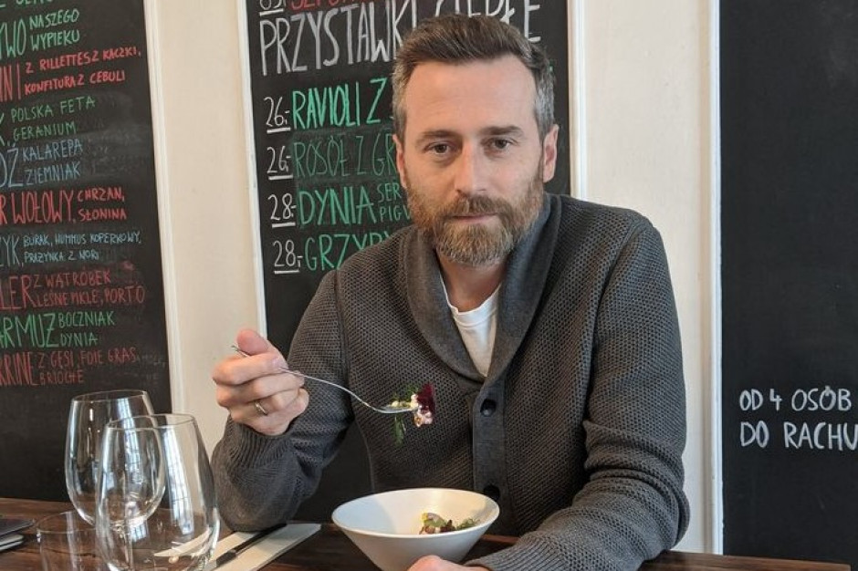 Tomasz Czudowski rozkręca Muzealną i pomaga uchodźcom