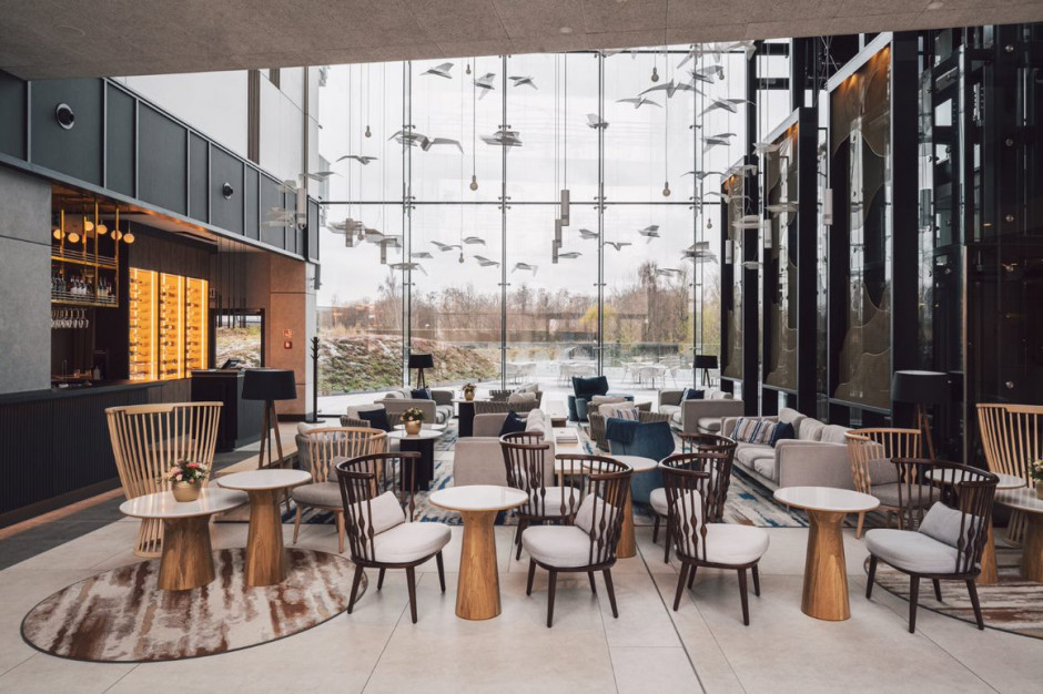 Krakowska pracownia Iliard Architecture & Interior Design zaprojektowała nowe wnętrza hotelu Radisson Blu w Sopocie. / fot. Hanna Połczyńska, Studio Kroniki