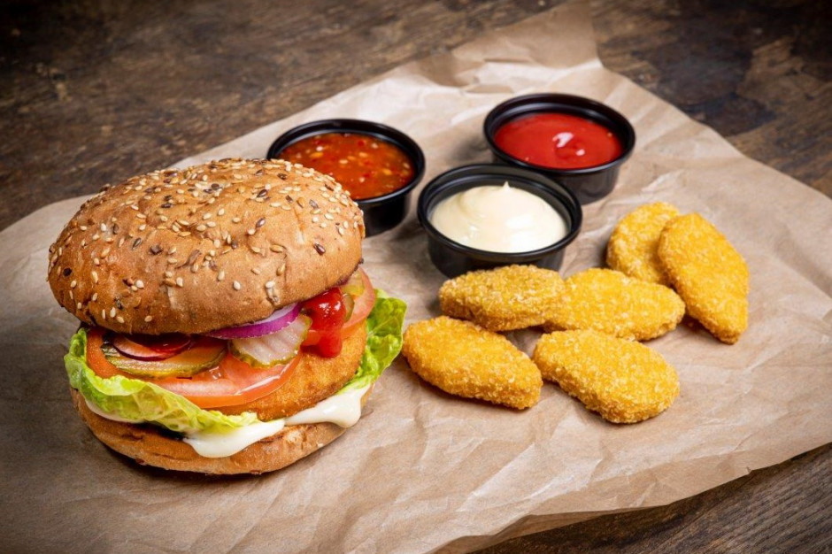 Do menu Meet & Fit i 7 Street weszły roślinne burgery i nuggetsy