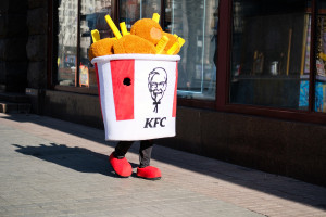 AmRest z rekordową sprzedażą. Dzięki KFC, Pizza Hut, Burger King i Starbucks