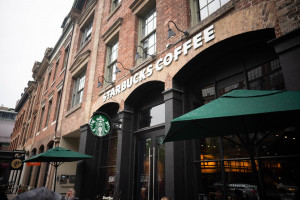 Starbucks po 15 latach opuszcza Rosję