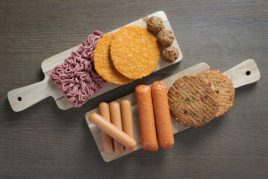 Drożeją mięso, nabiał i warzywa, ale nie zamienniki mięsa. Czas na roślinne burgery?