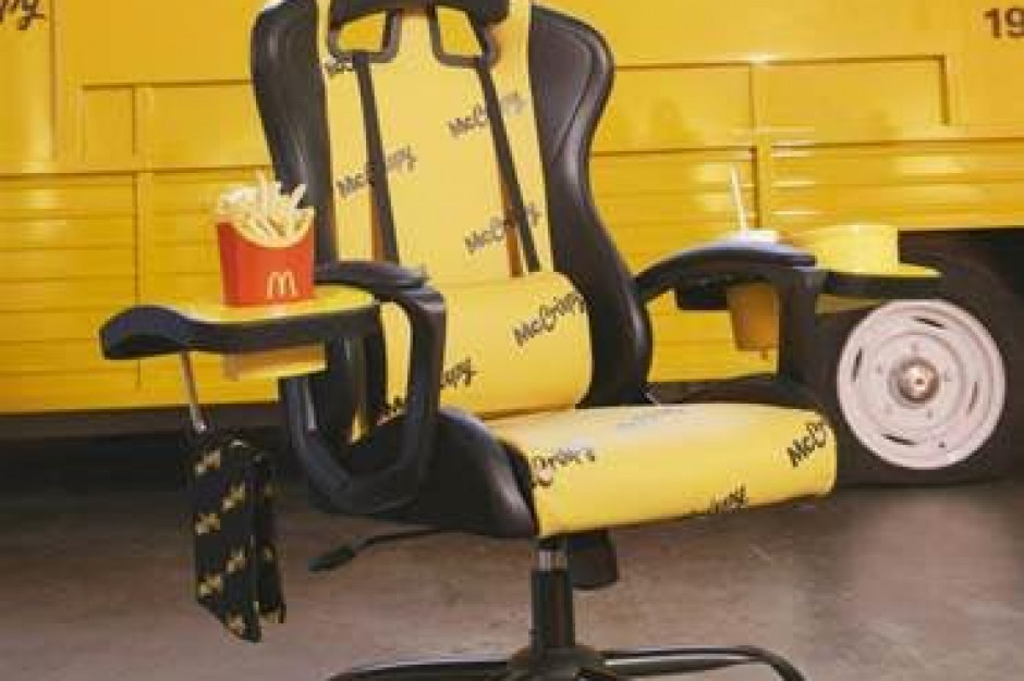 McDonald’s stworzył fotel gamingowy. McCrispy Ultimate Gaming Chair posiada pojemnik, który utrzyma ciepło burgera