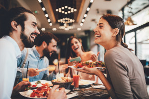 Trendy na rynku alkoholi: Czym są premiumizacja i miksologia?