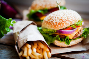 Fast food a cukrzyca. Czy diabetycy mogą tak jeść?