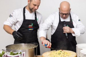 Ciao Italia. Restauratorzy i eksperci o korzyściach, jakie wnosi kuchnia włoska