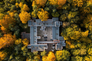 W dawnym sanatorium działa restauracja. Powstanie też luksusowy hotel