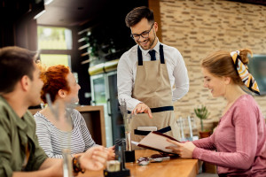 Poradnik restauratora: Up selling - jak zwiększyć sprzedaż w restauracji?