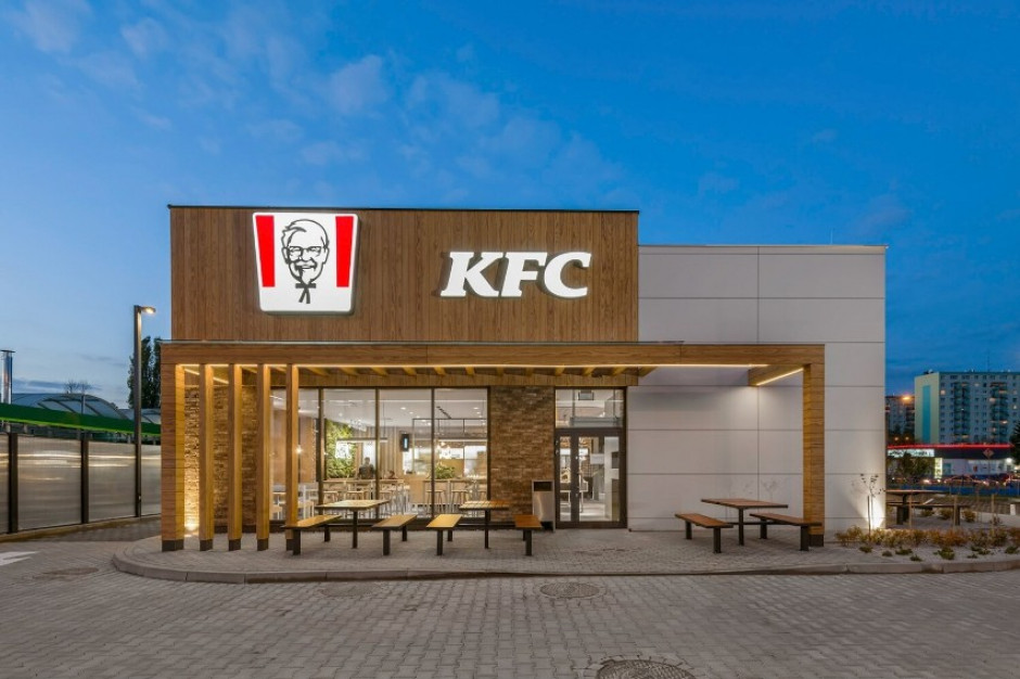 Czy KFC jest otwarte w majówkę 1 i 3 maja?