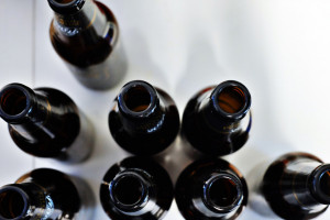Butelka piwa zdrożeje o 10 zł? Branża: "Nowa ustawa uderza w kieszenie konsumentów"