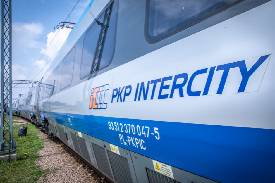 PKP Intercity wciąż szuka firmy do obsługi automatów do przekąsek